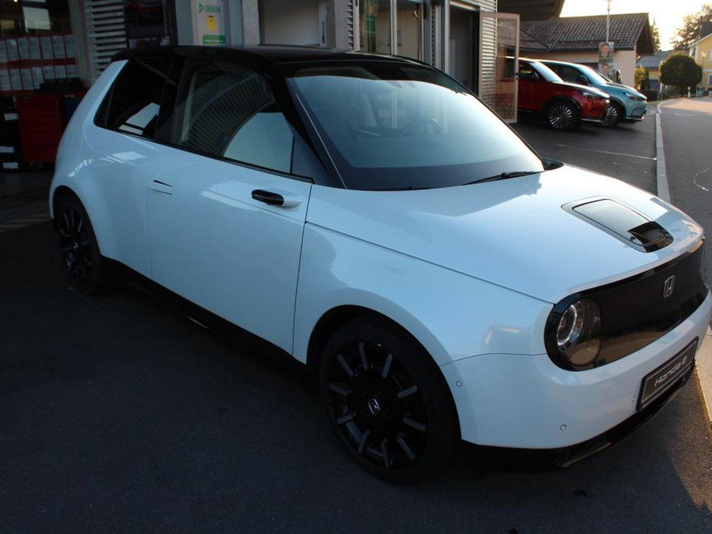 Honda e