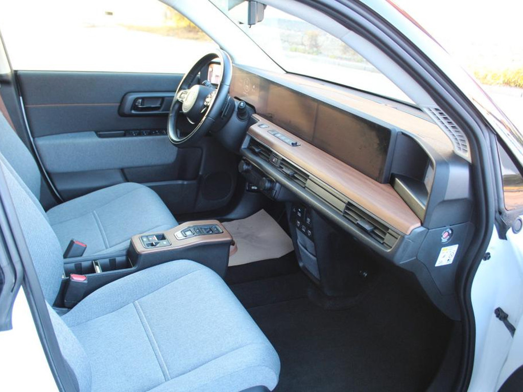 Honda e