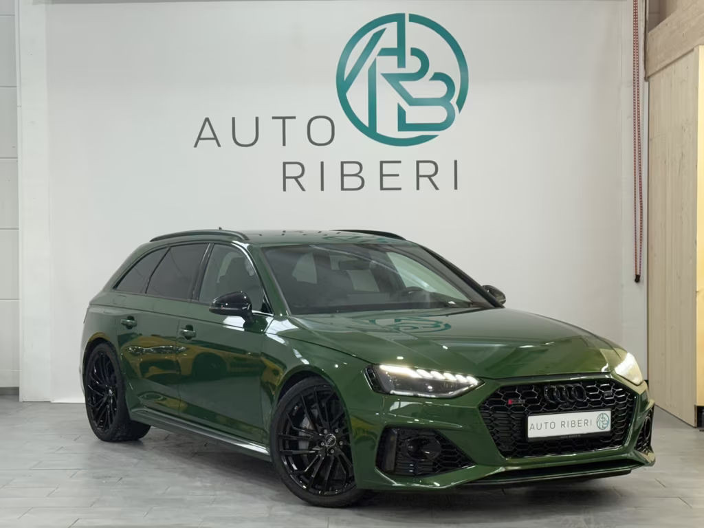 Audi RS4 Avant Quattro