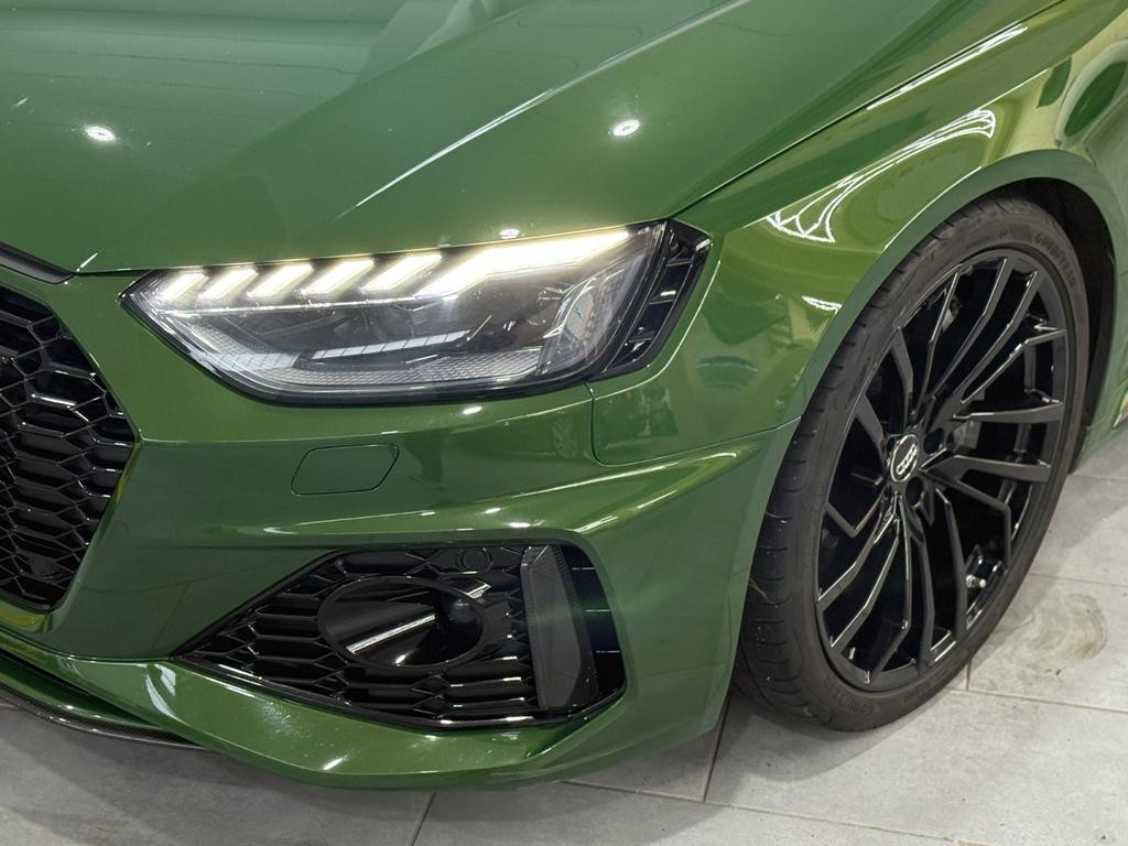 Audi RS4