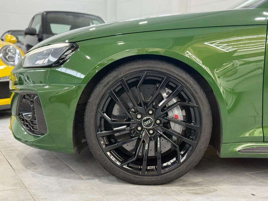 Audi RS4