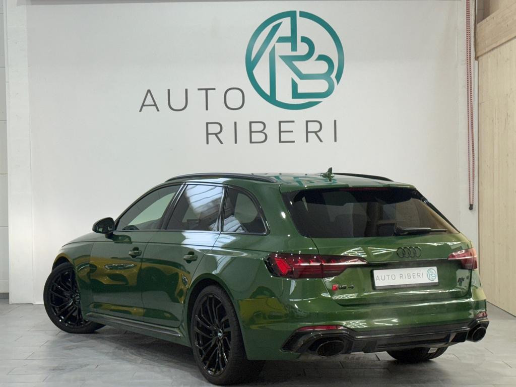 Audi RS4