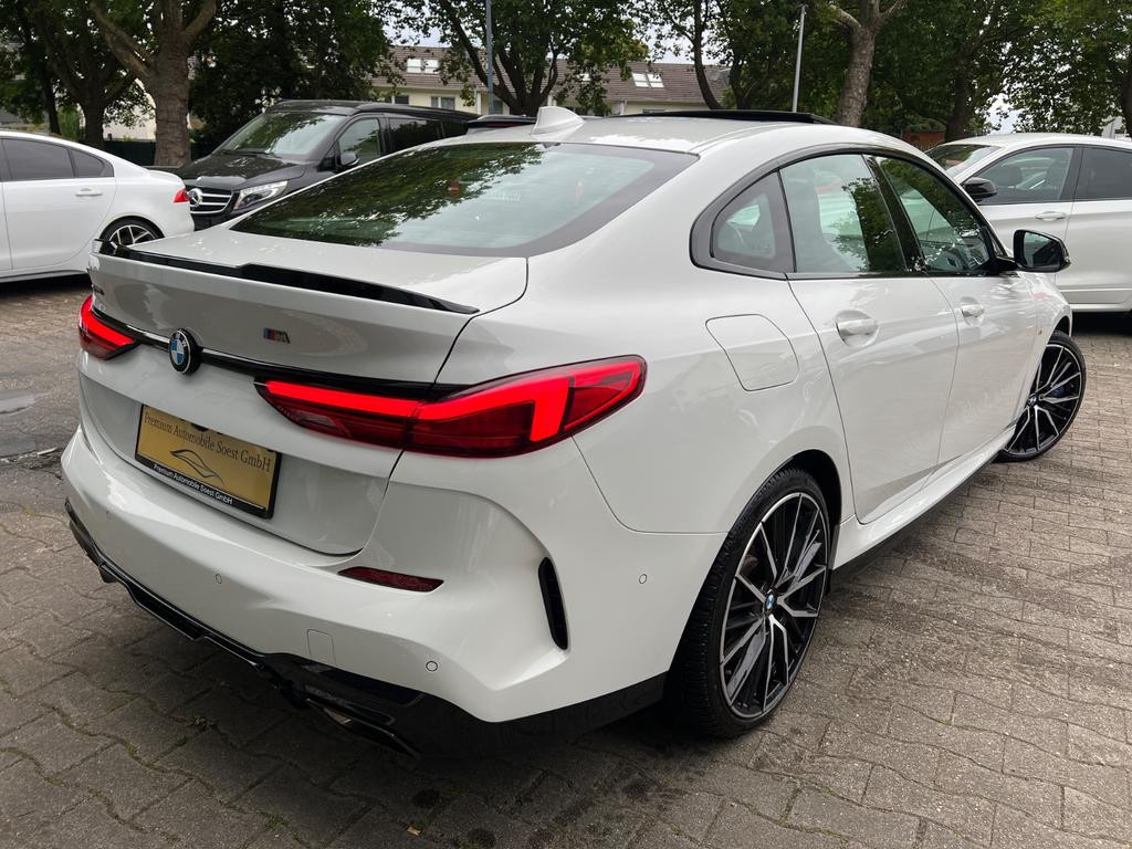 BMW M235