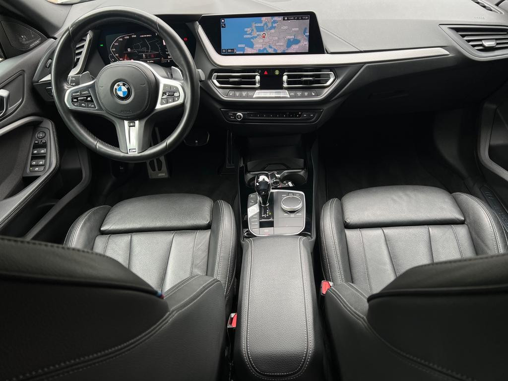 BMW M235