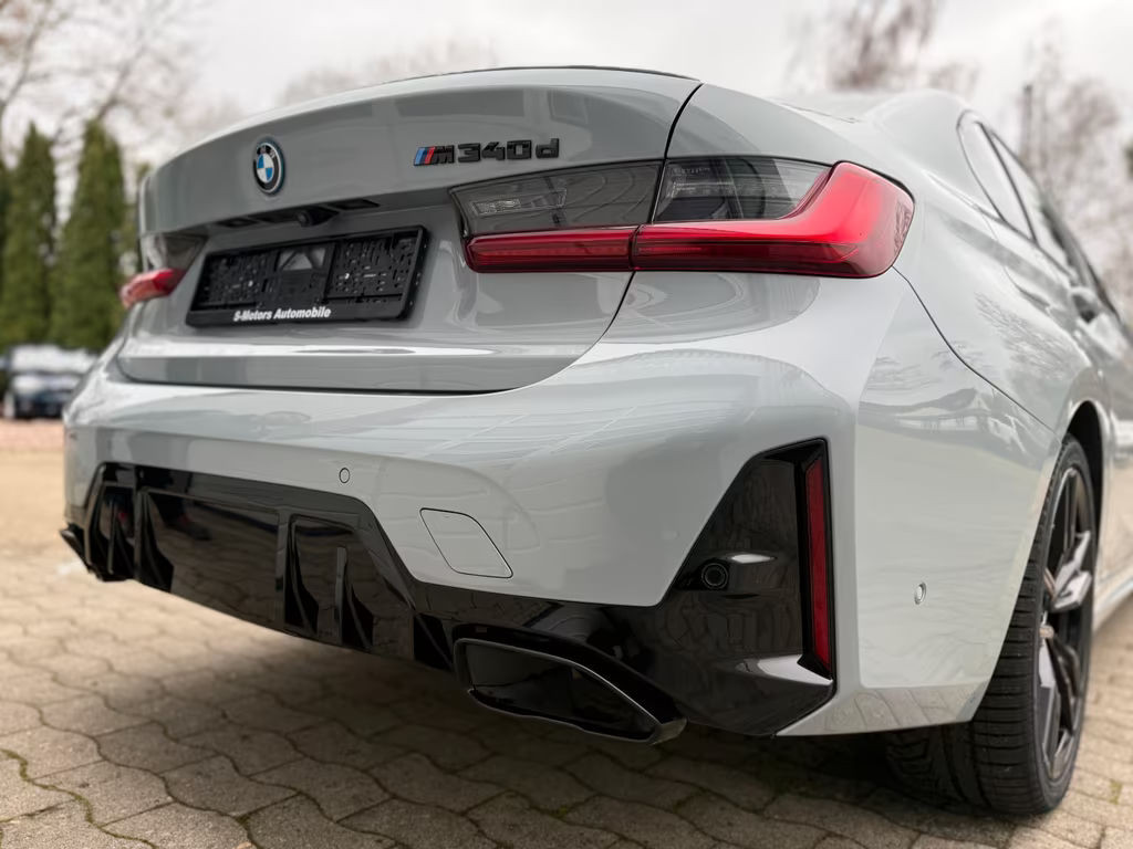 BMW M340