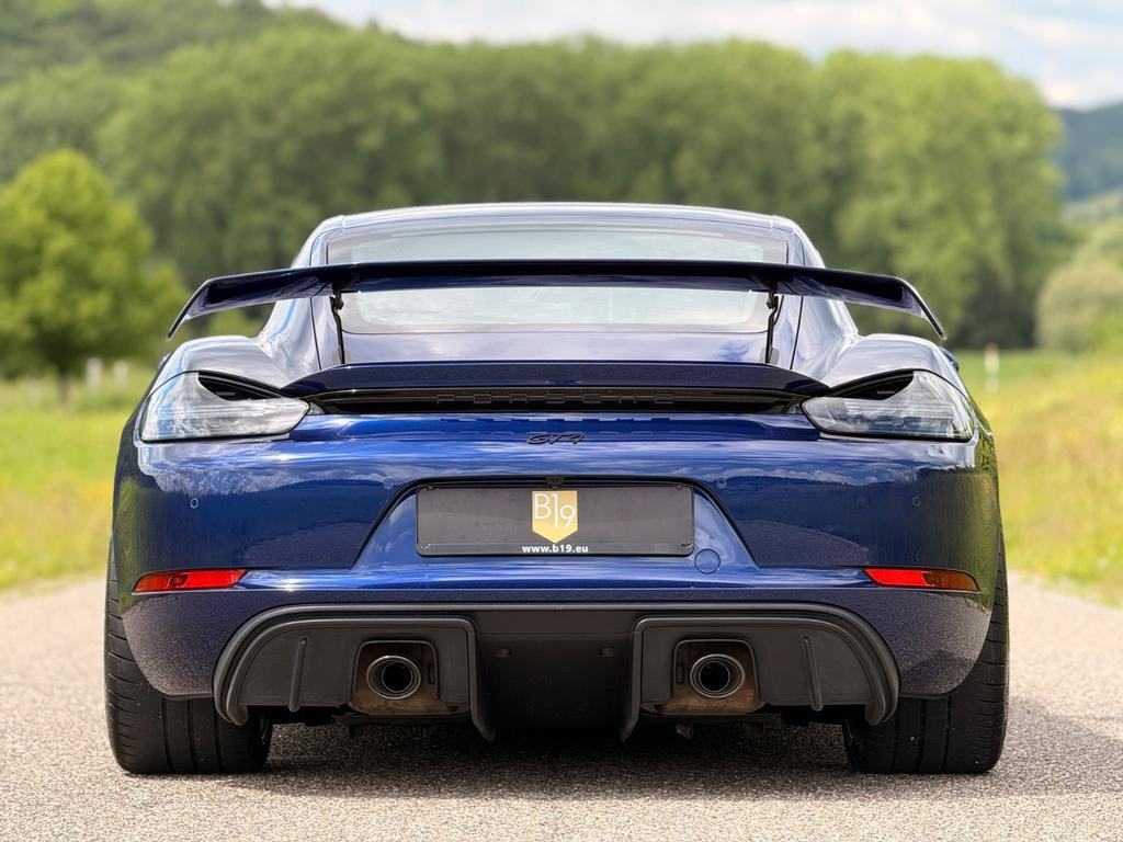 Porsche Cayman