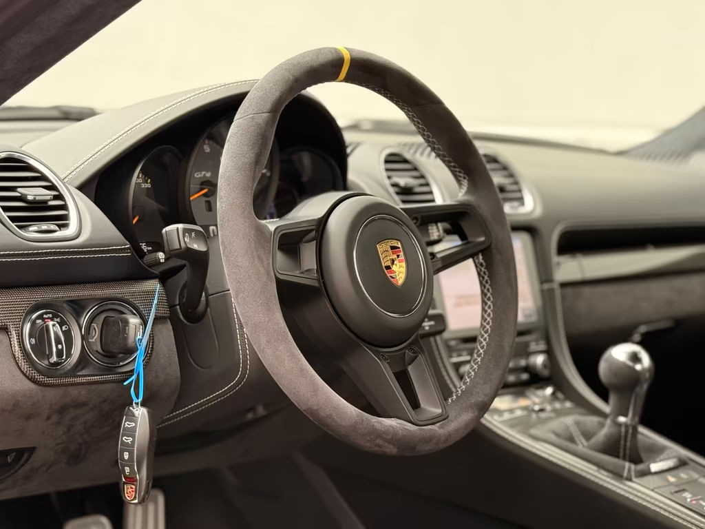 Porsche Cayman