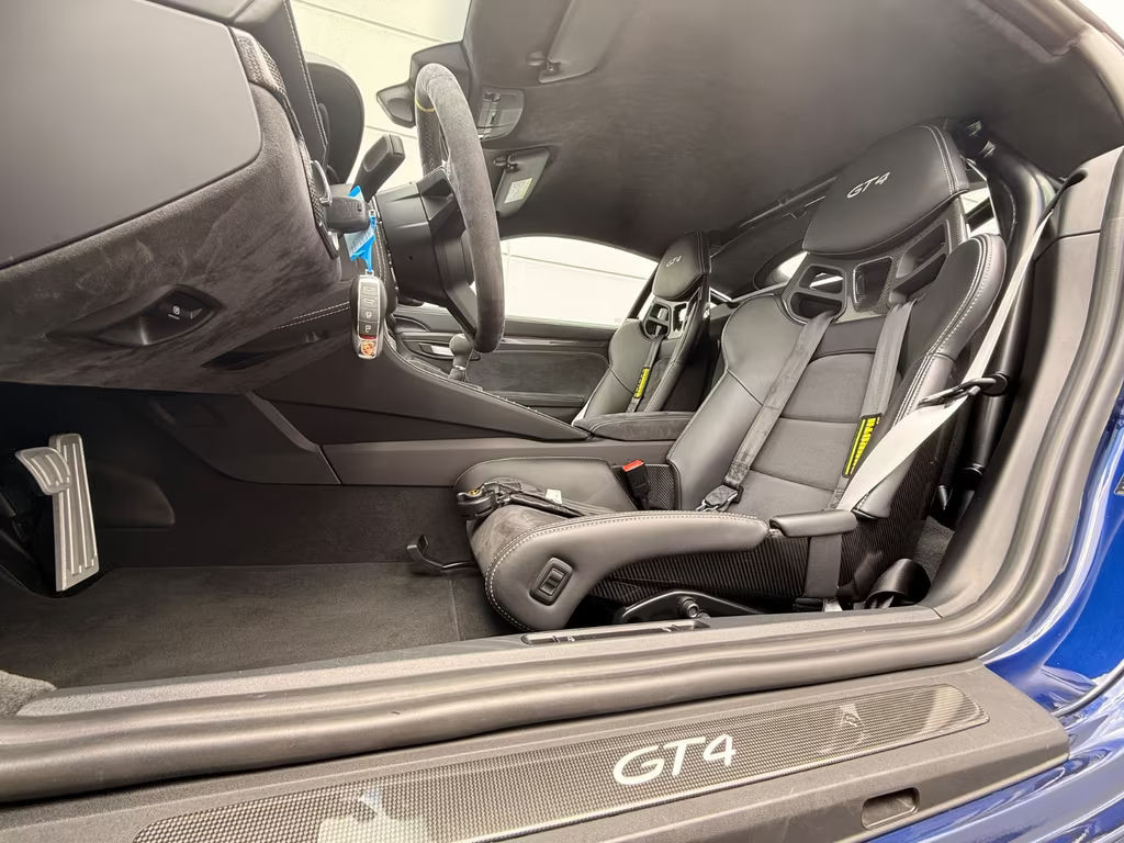 Porsche Cayman