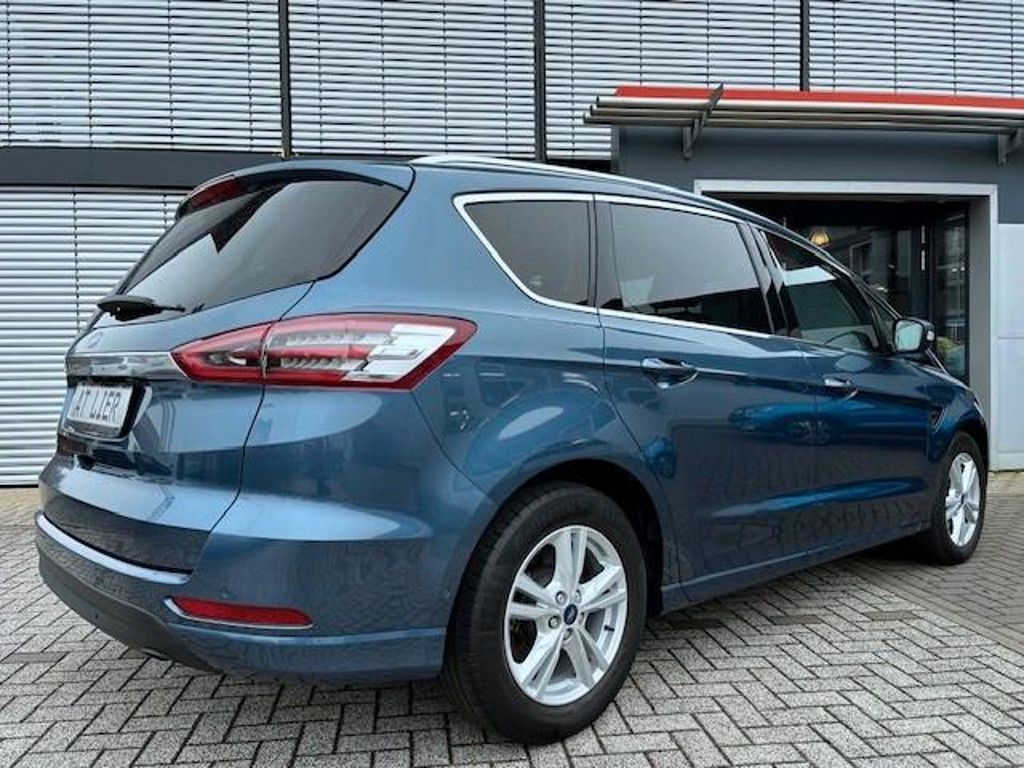 Ford S-Max