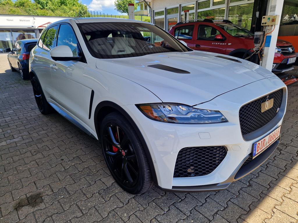 Jaguar F-Pace SVR AWD