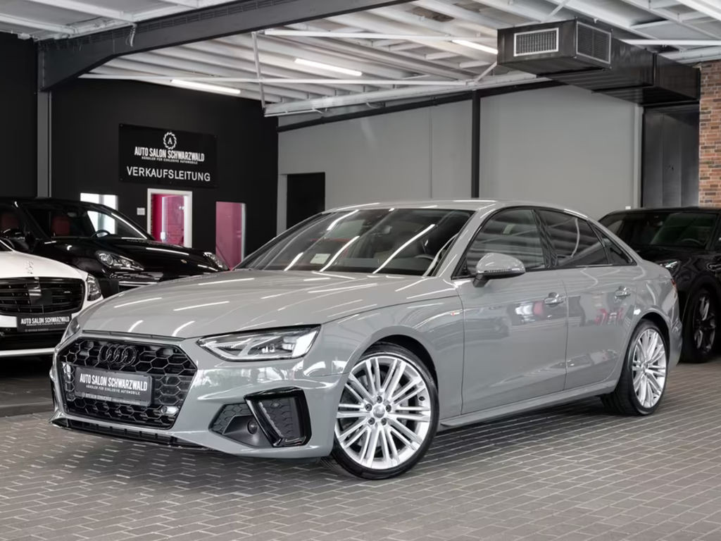 Audi A4 Sedan S-Line 50 TDI