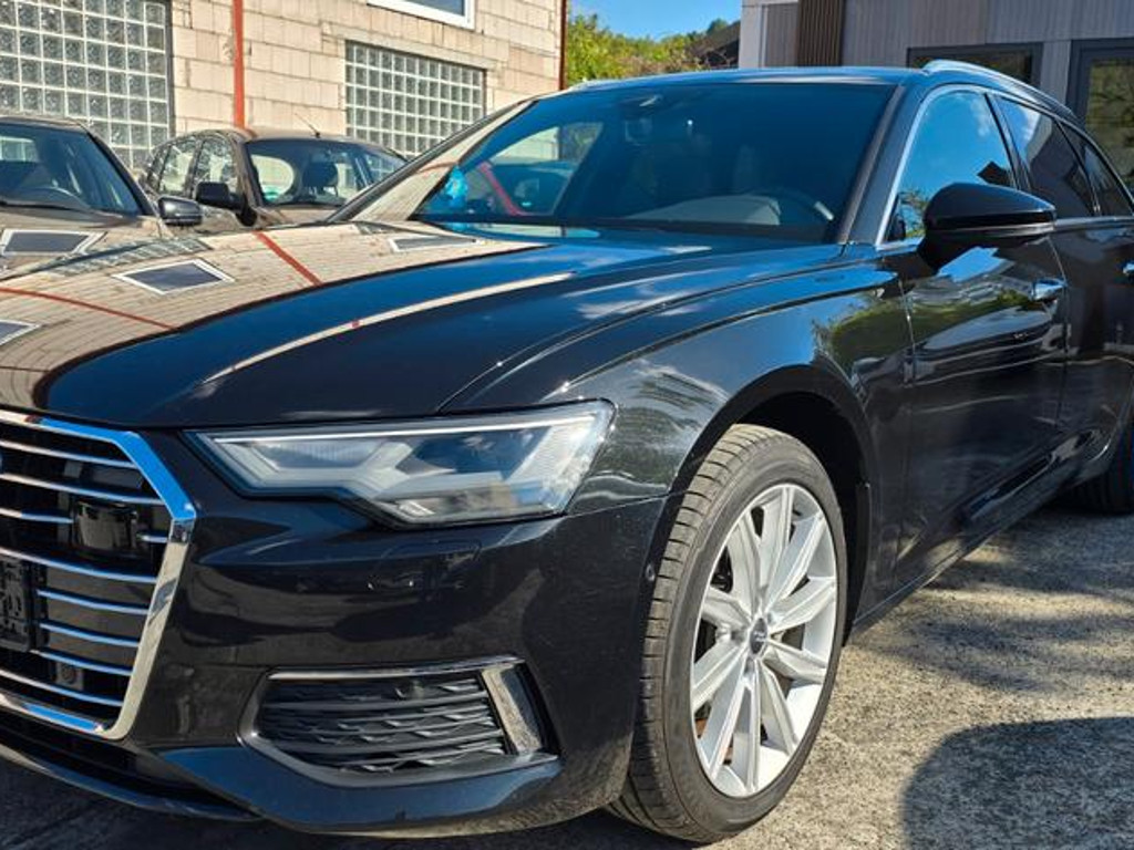 Audi A6 Avant Quattro 40 TDI