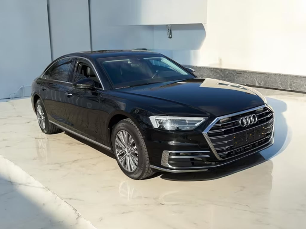 Audi A8 Quattro Lang