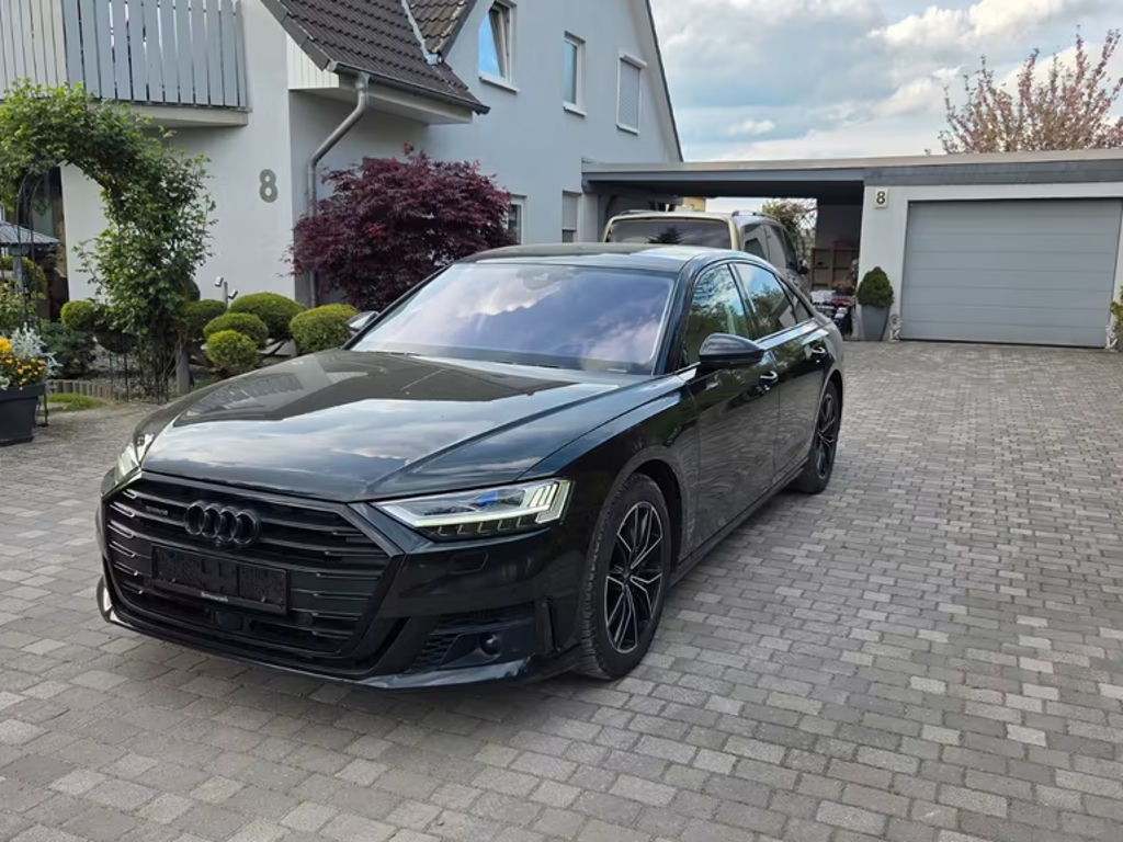 Audi A8 Quattro