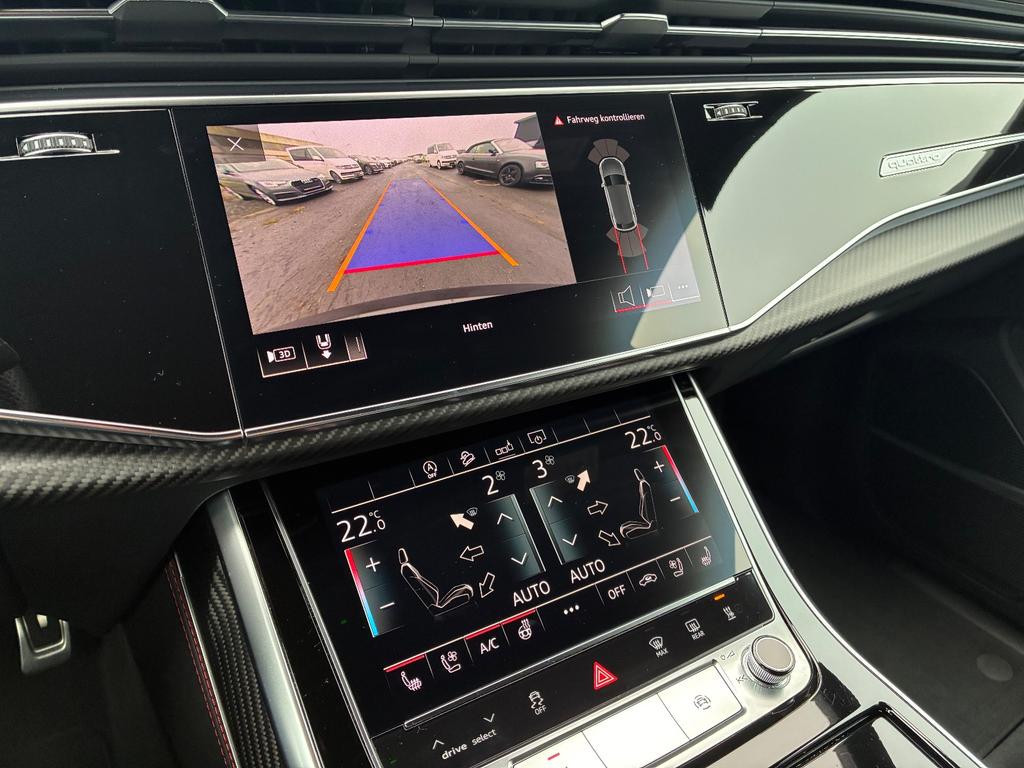 Audi RS Q8