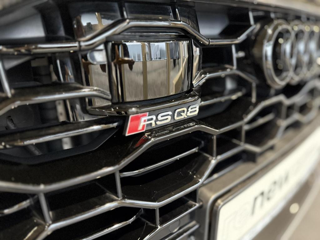 Audi RS Q8