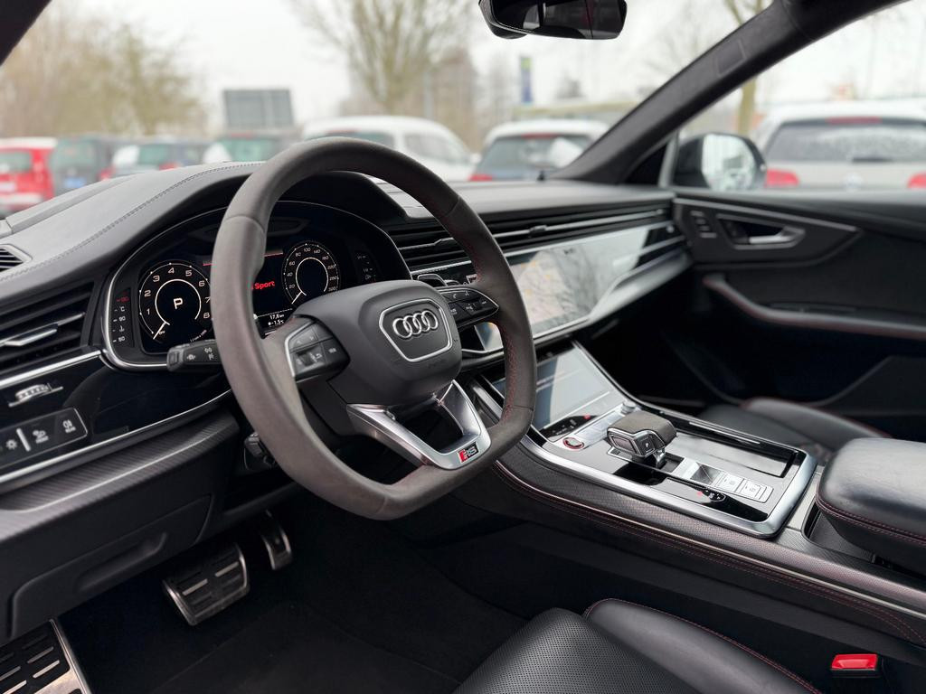 Audi RS Q8