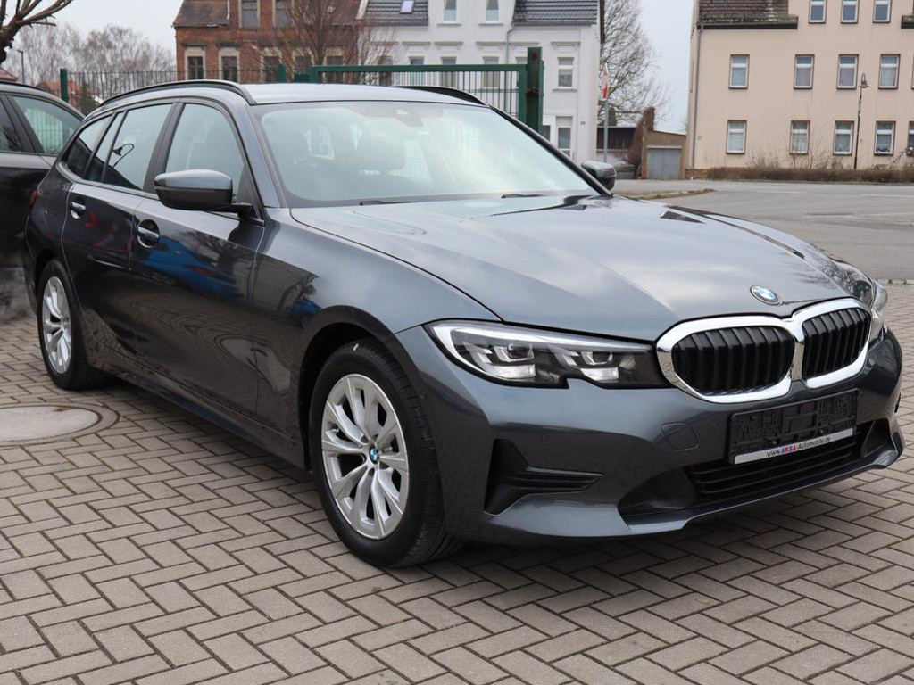 BMW 3 Serie 318 Touring Advantage pakket 318i