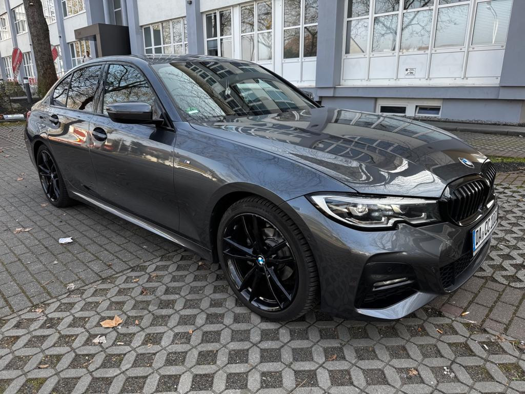 BMW 3 Serie 318 M-Sport Sedan 318i