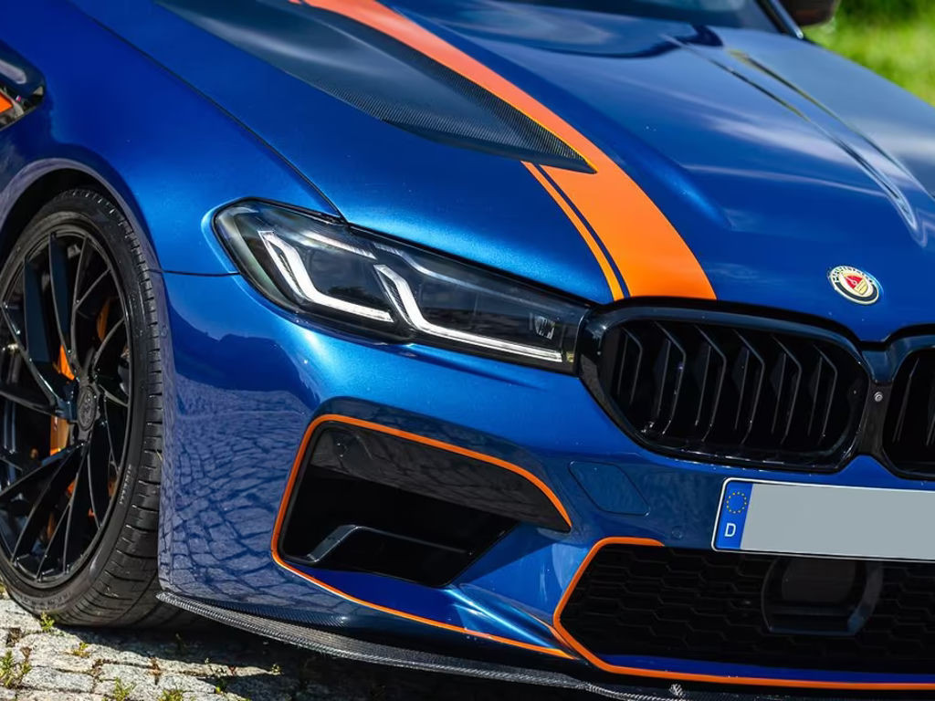 BMW M5 xDrive Sedan