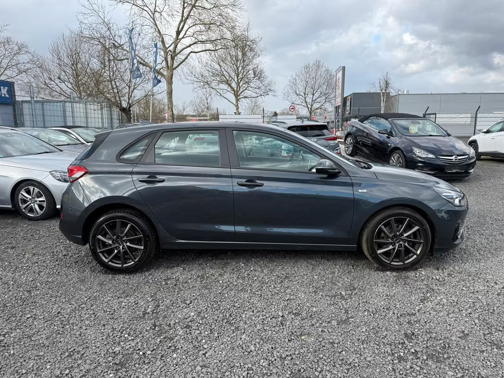 Hyundai i30 T-GDi Hybrid