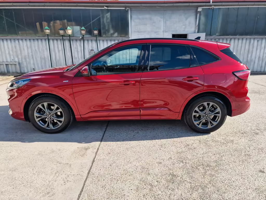 Ford Kuga ST Line Hybrid X