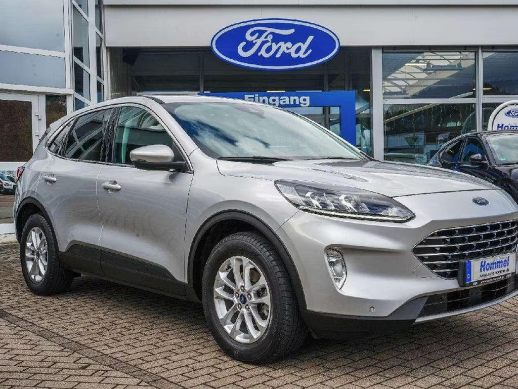 Ford Kuga Titanium Hybrid