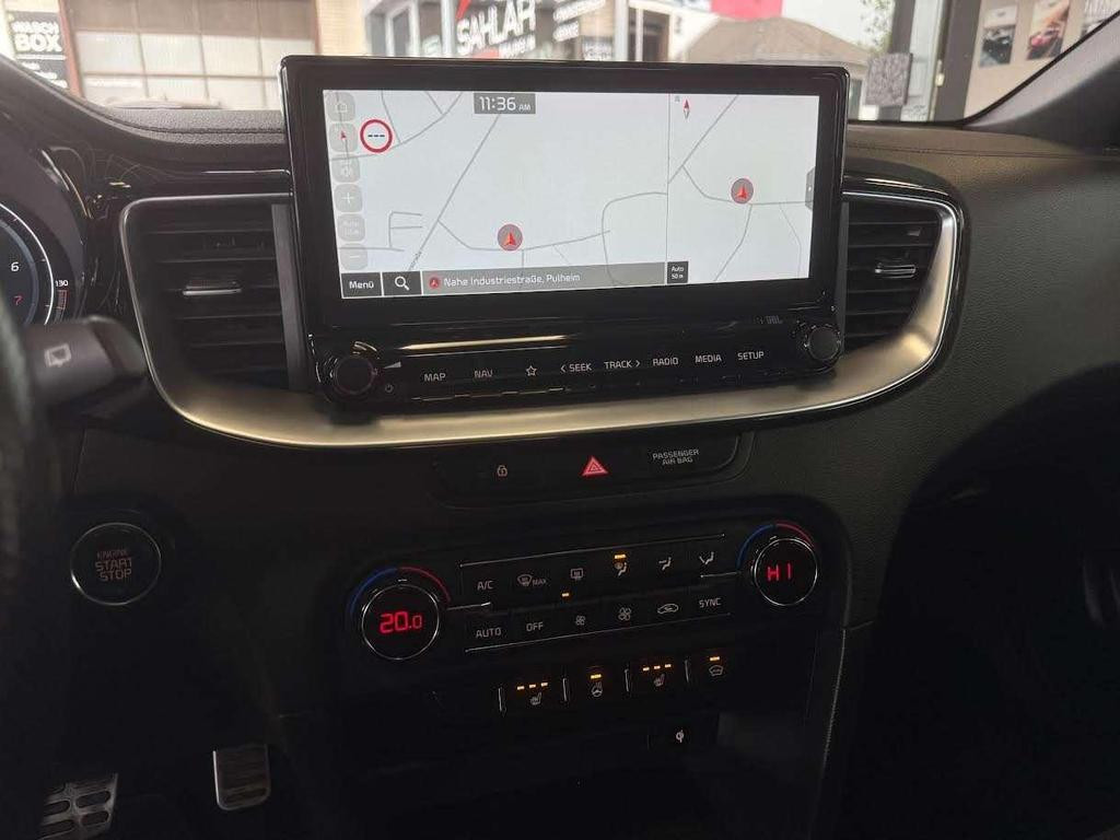 Kia ProCeed