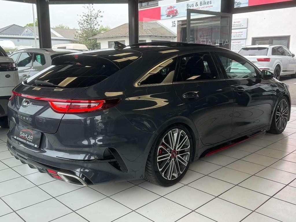 Kia ProCeed