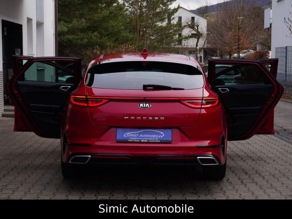 Kia ProCeed