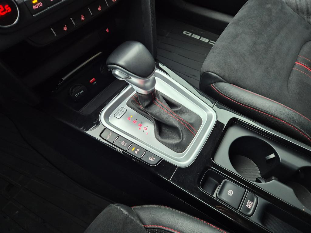 Kia ProCeed
