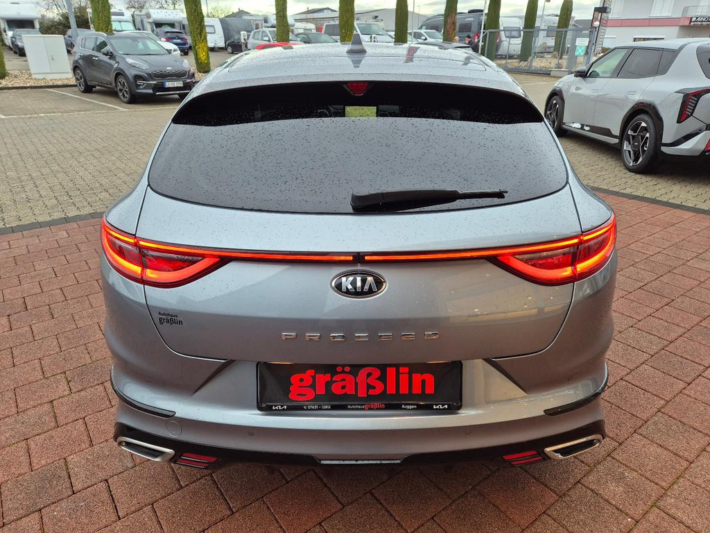 Kia ProCeed