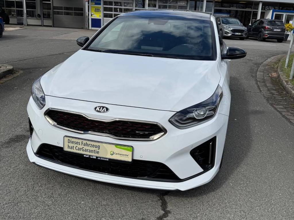 Kia ProCeed