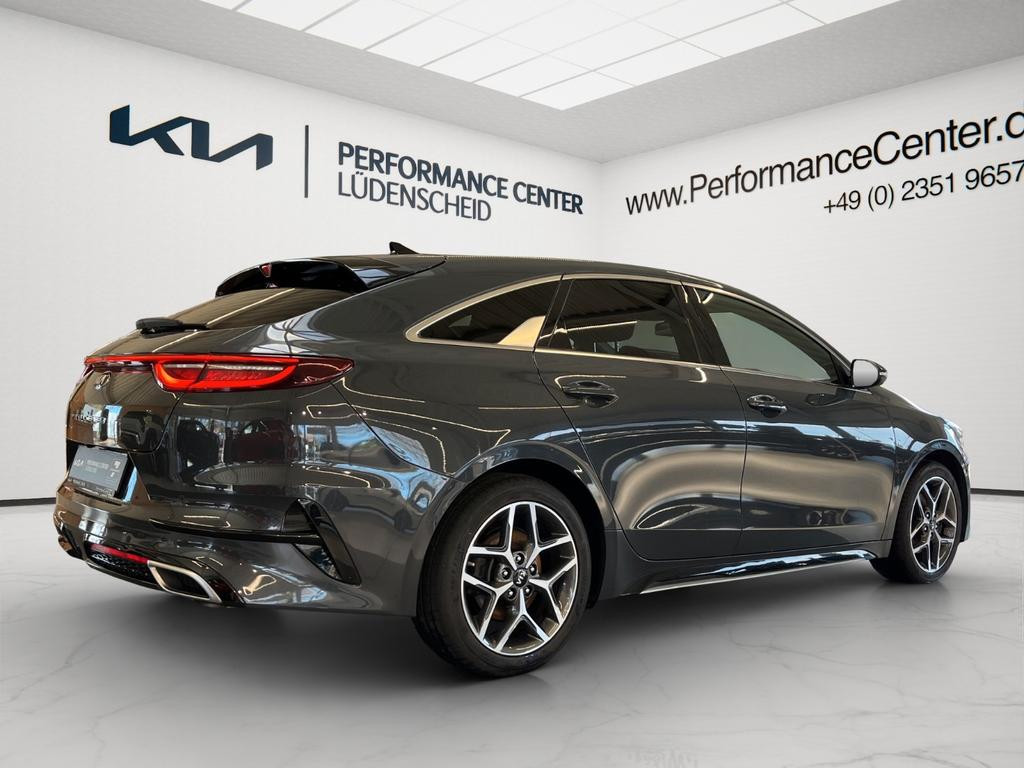 Kia ProCeed