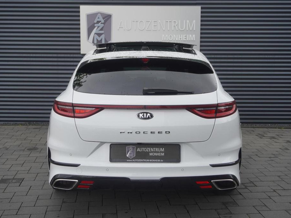 Kia ProCeed
