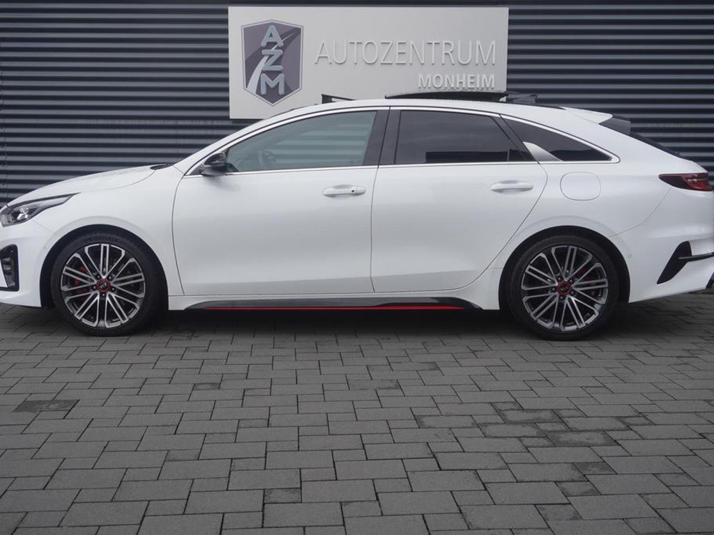 Kia ProCeed