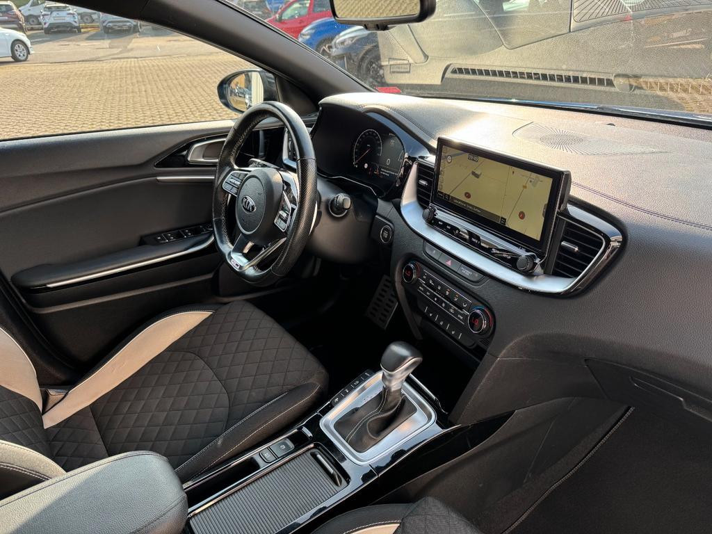 Kia ProCeed