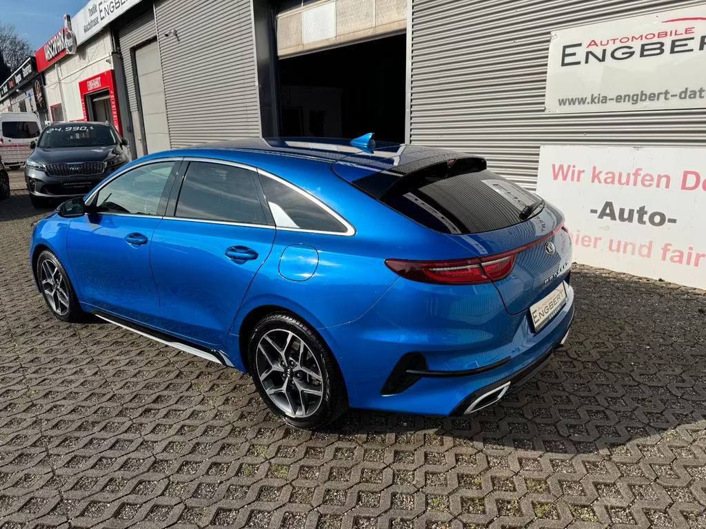 Kia ProCeed