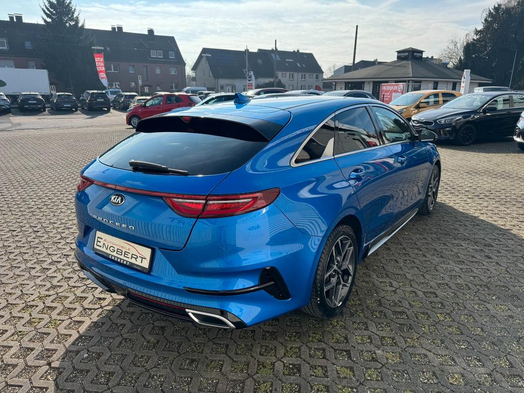 Kia ProCeed