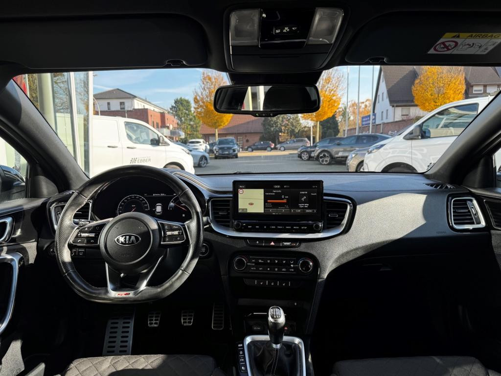 Kia ProCeed