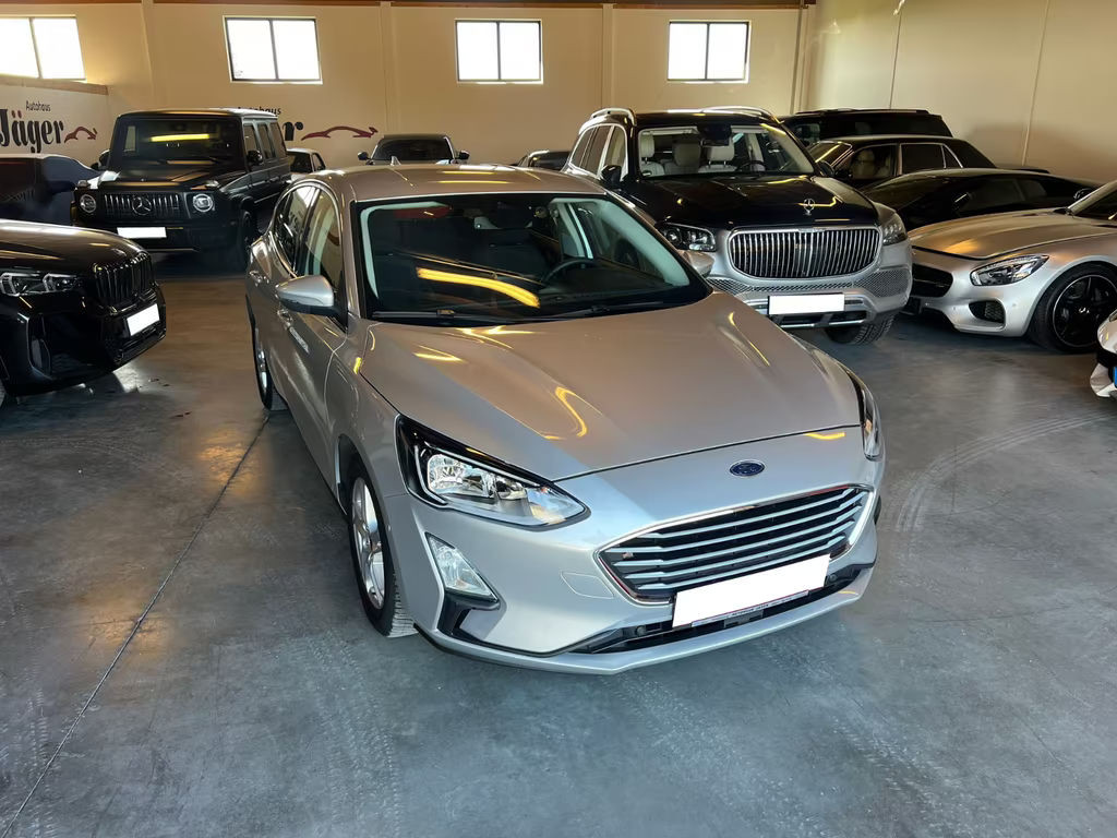 Ford Focus Limited Cool & Connect