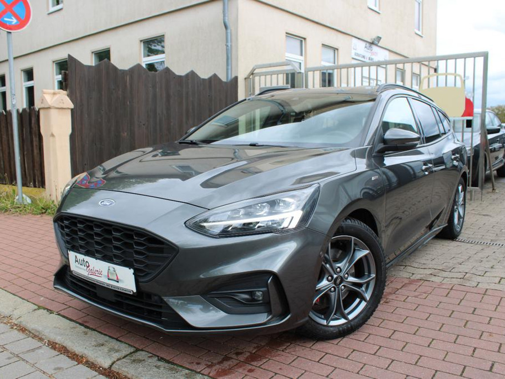Ford Focus Wagon ST Line