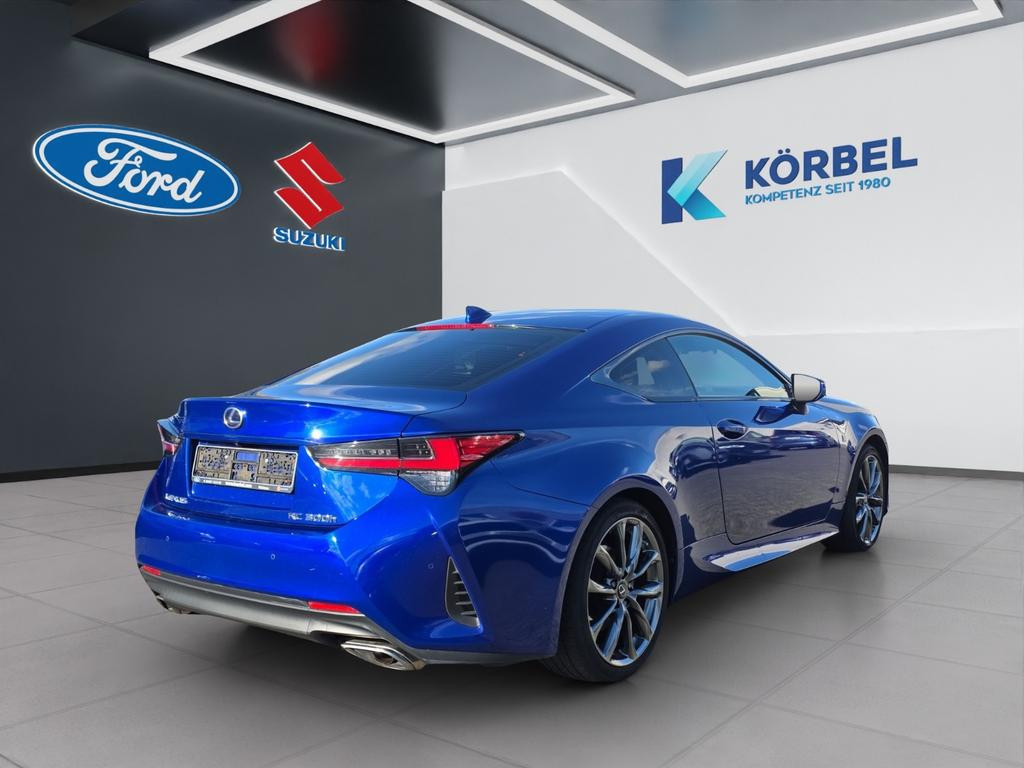 Lexus RC