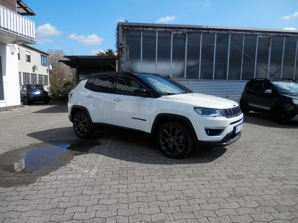 Jeep Compass Hybrid 4x4
