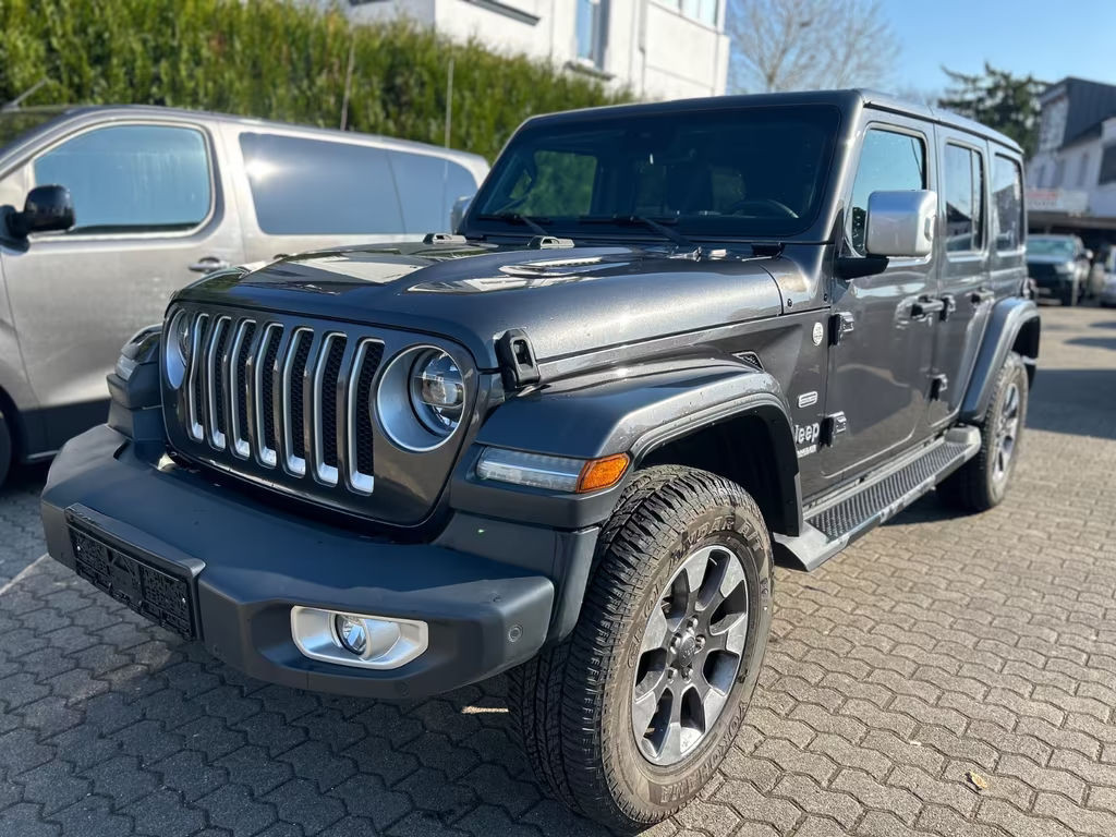 Jeep Wrangler Sahara