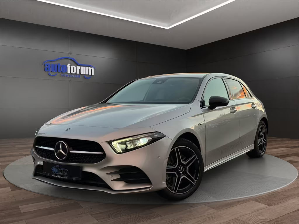 Mercedes-Benz A-Klasse A 250 AMG Line A 250 e