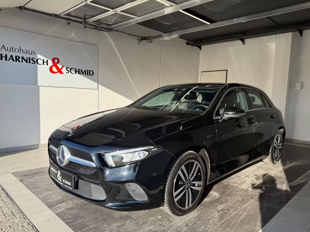 Mercedes-Benz A-Klasse A 250 A 250 e