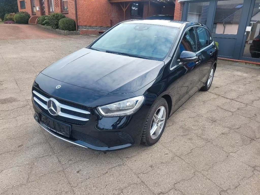 Mercedes-Benz B-Klasse B 180 Sedan