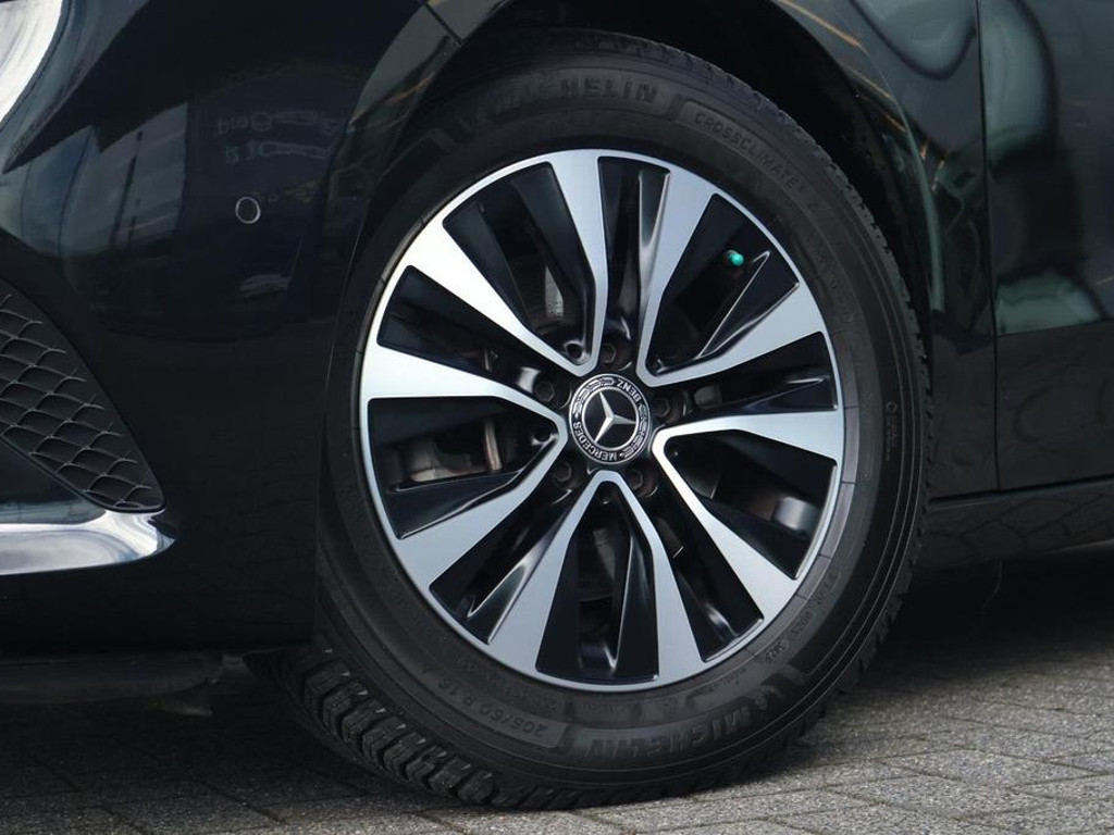 Mercedes-Benz B-Klasse B 180 Business Line Luxury Line