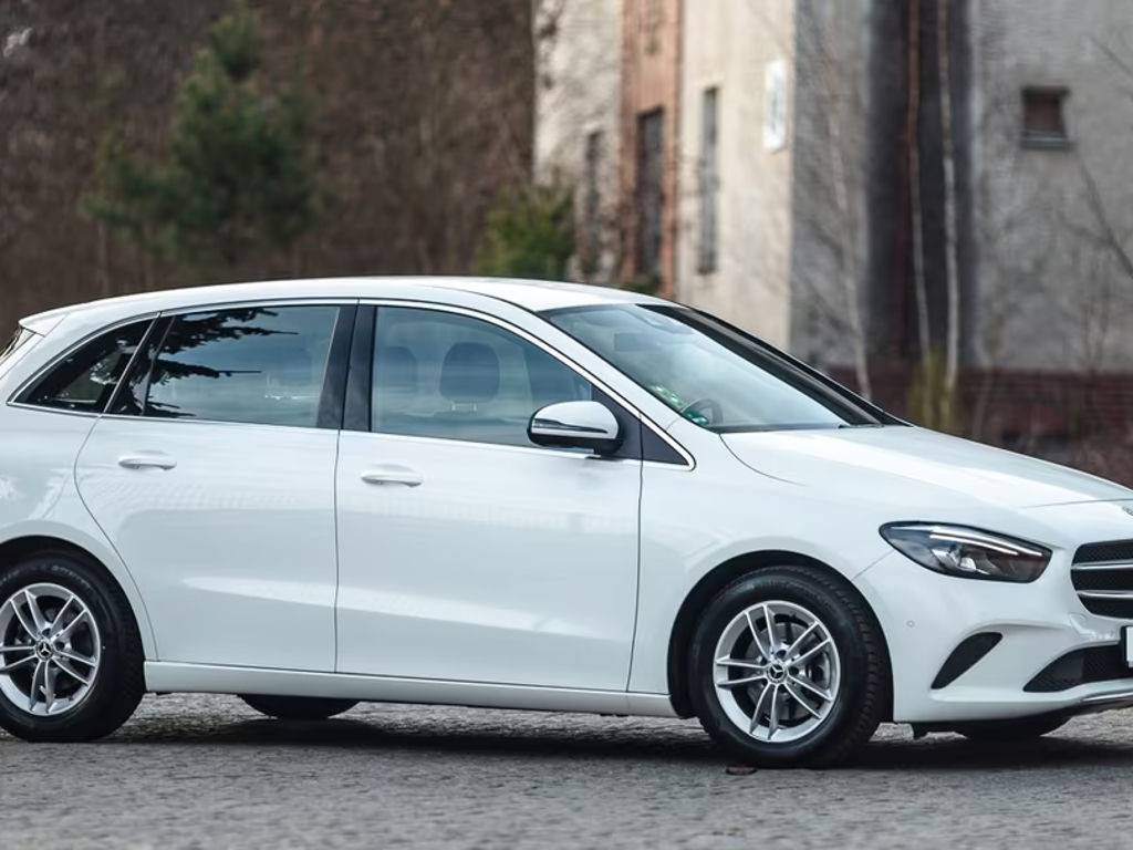 Mercedes-Benz B-Klasse B 200 B 200 d Sedan